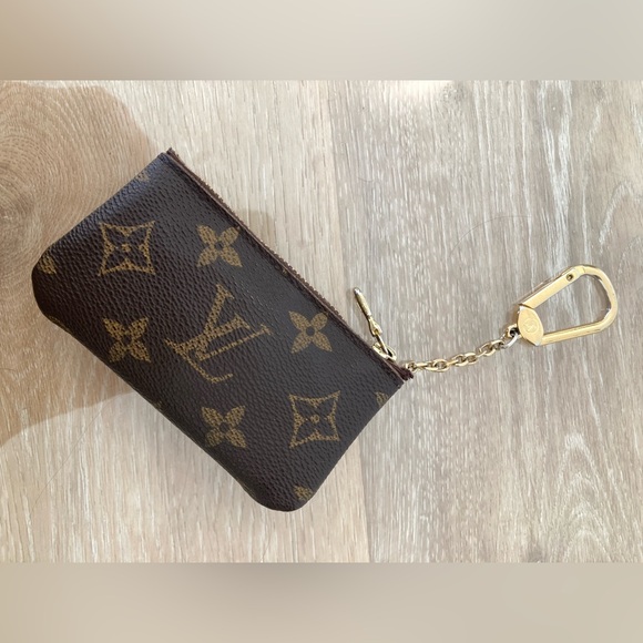 Key Pouch Louis Vuitton - Picture 1 of 8